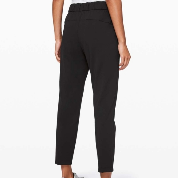lululemon athletica Pants - Lululemon On the Fly 7/8 Pant

Black